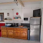 Maison Avec Jardin Arbore *