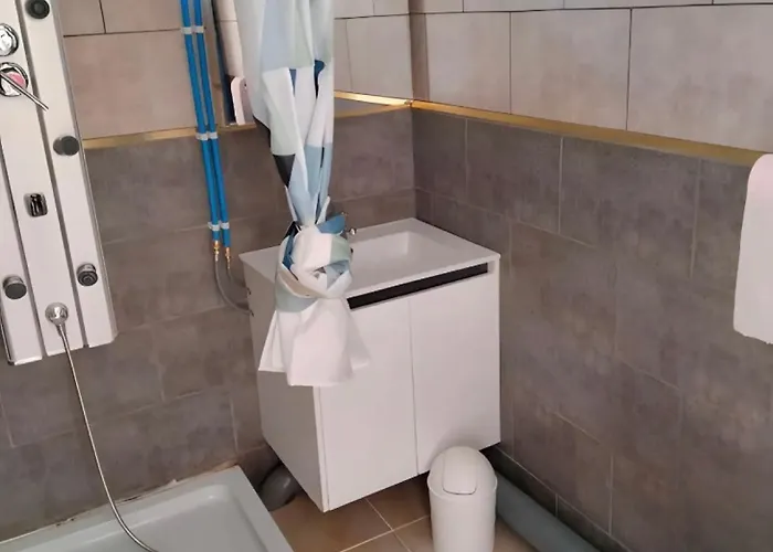 Maison Avec Jardin Arbore *