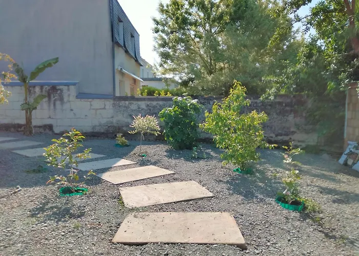 Maison Avec Jardin Arbore *